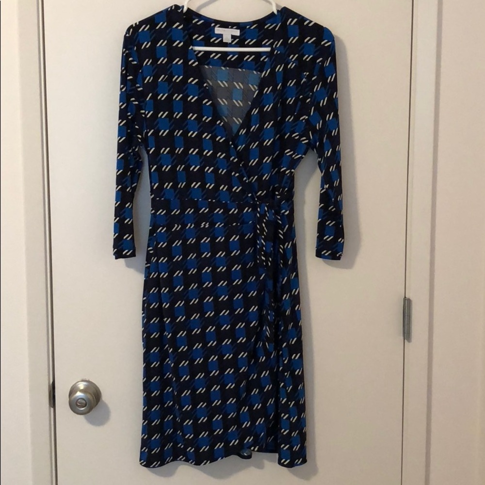 Patterned wrap dress
